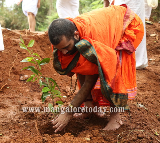 Shrimad Bhuvan...